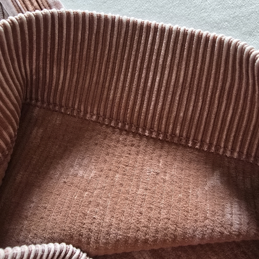 Zenana▪️Ribbed Tank Top in Deep Camel - Picture 4 of 6